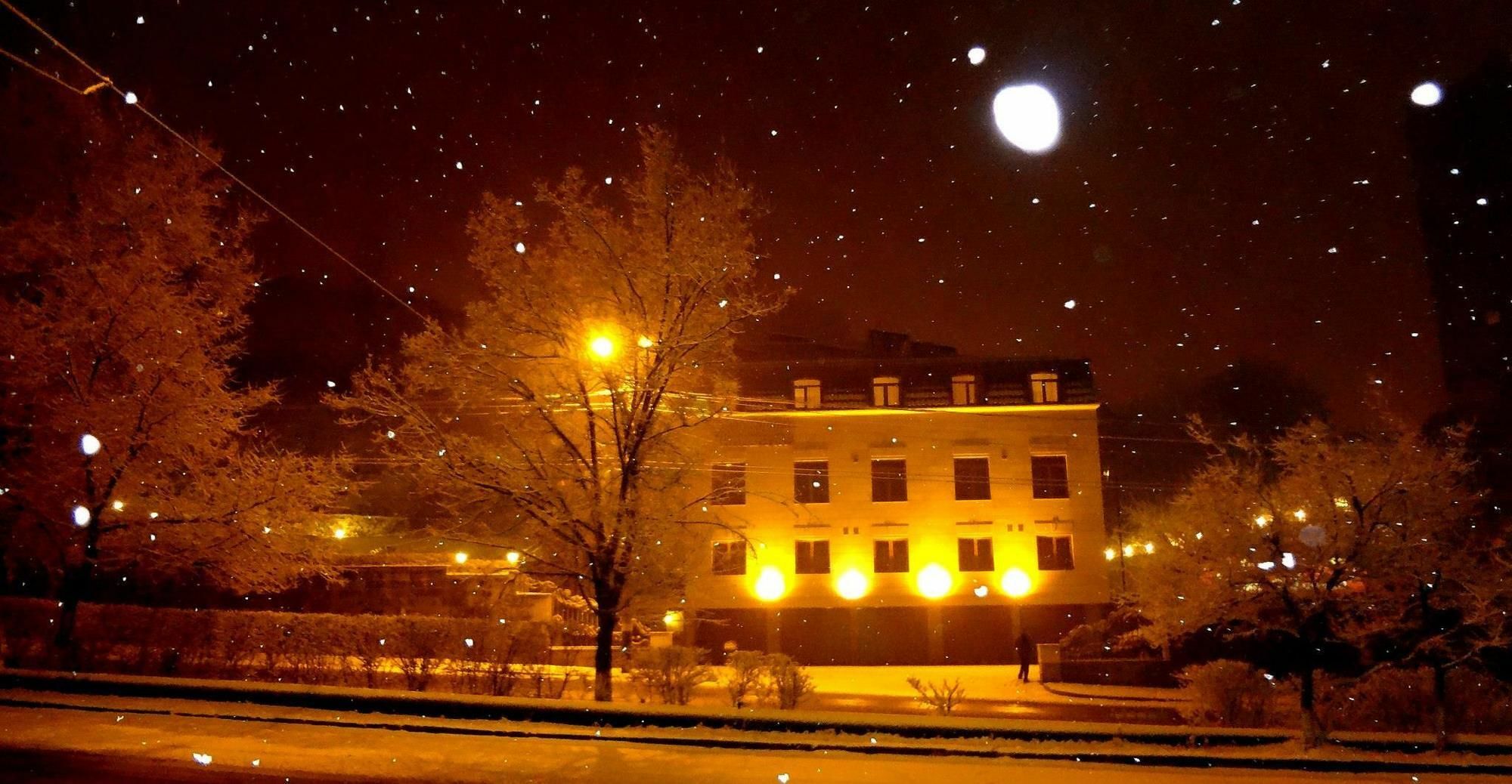 Park Avenue Hotel Yerevan Exterior photo