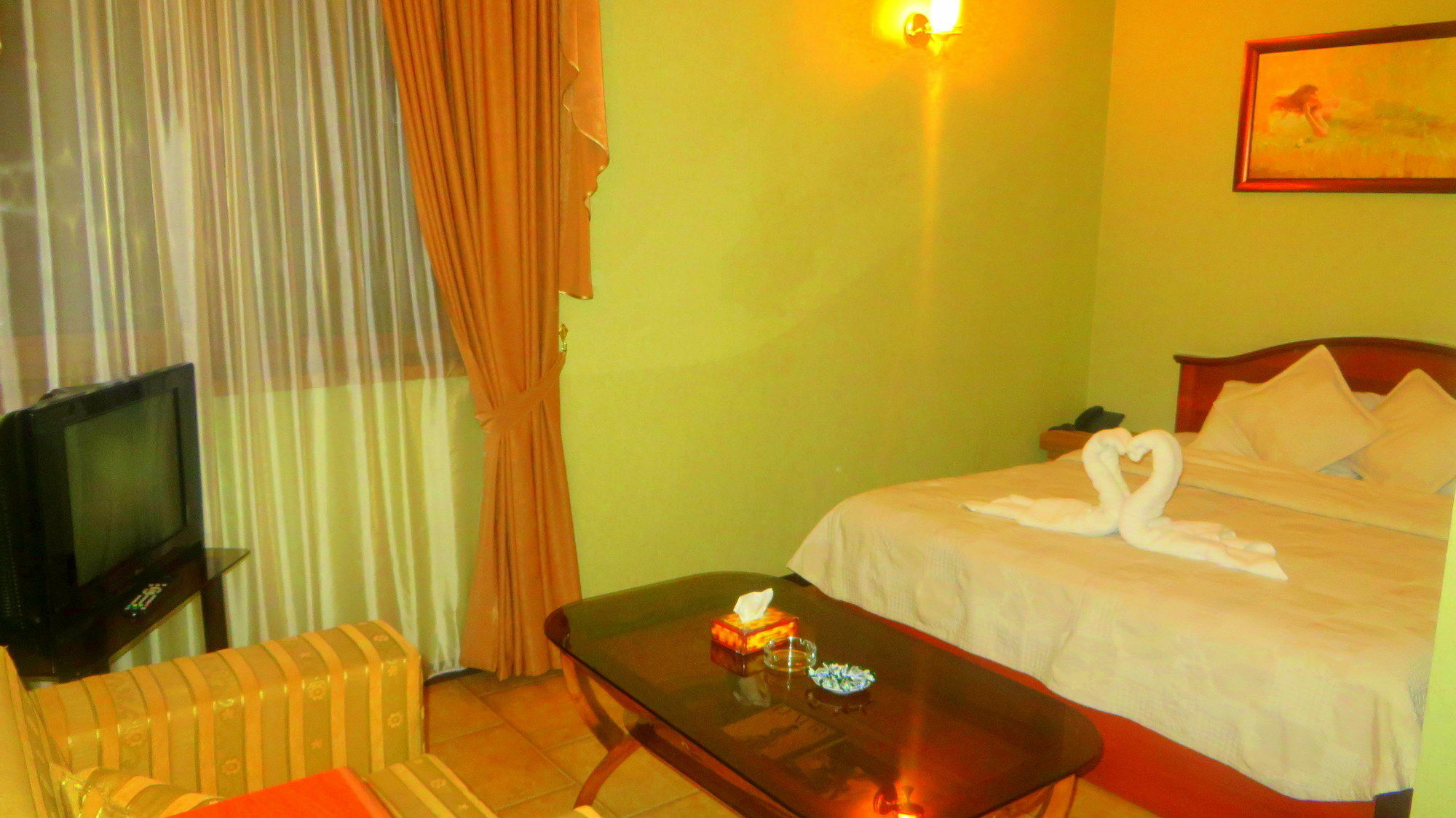 Park Avenue Hotel Yerevan Exterior photo