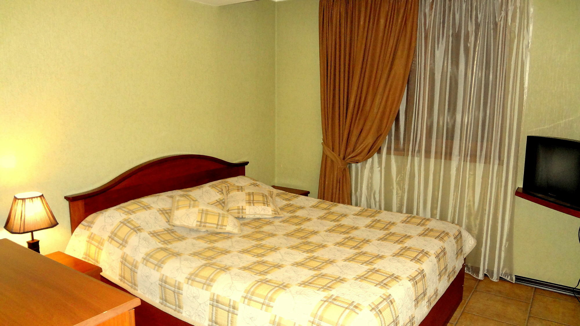 Park Avenue Hotel Yerevan Exterior photo
